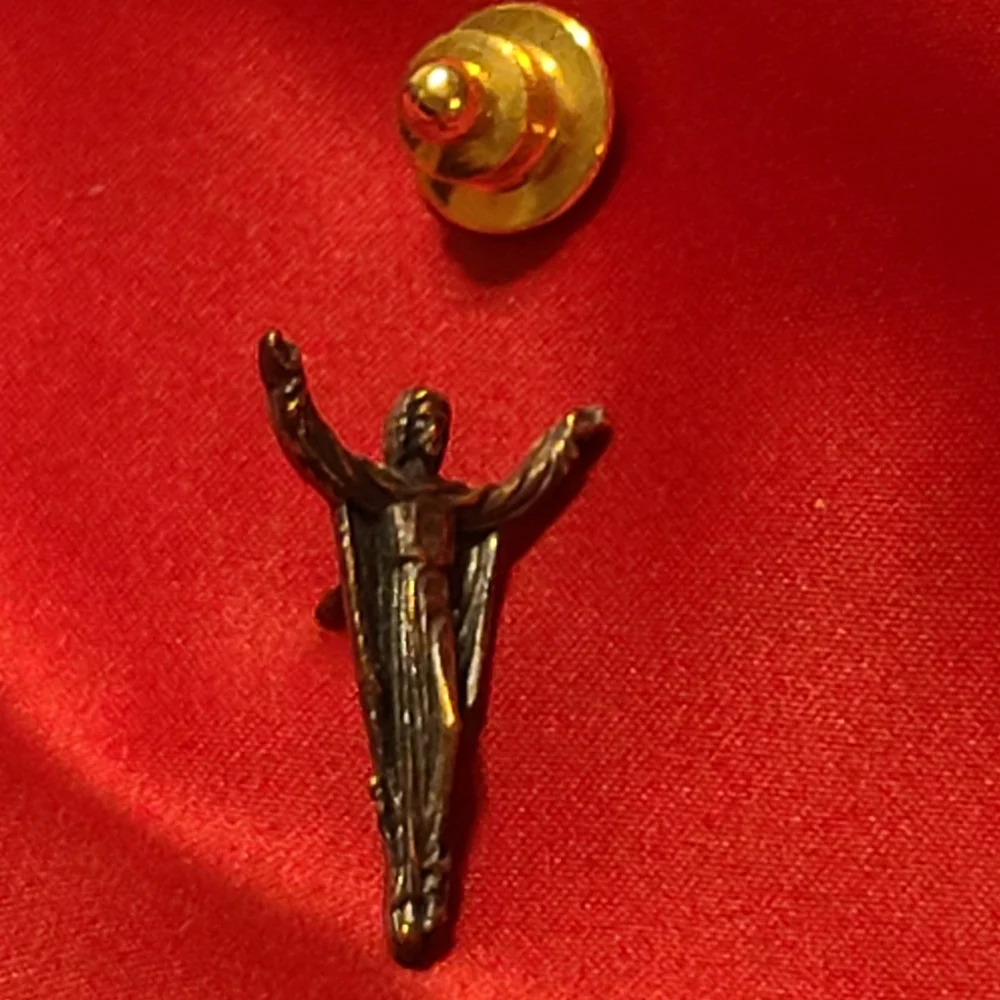 Antique distinctive bronze